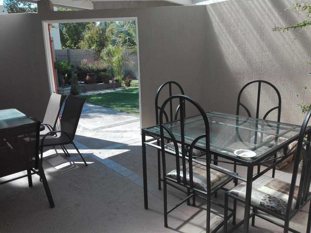 Gemutlich Guesthouse Upington Exterior photo